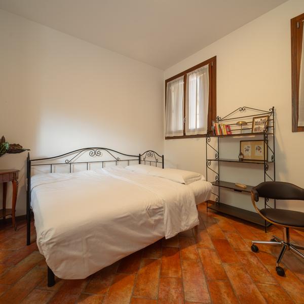  Mentana Flat