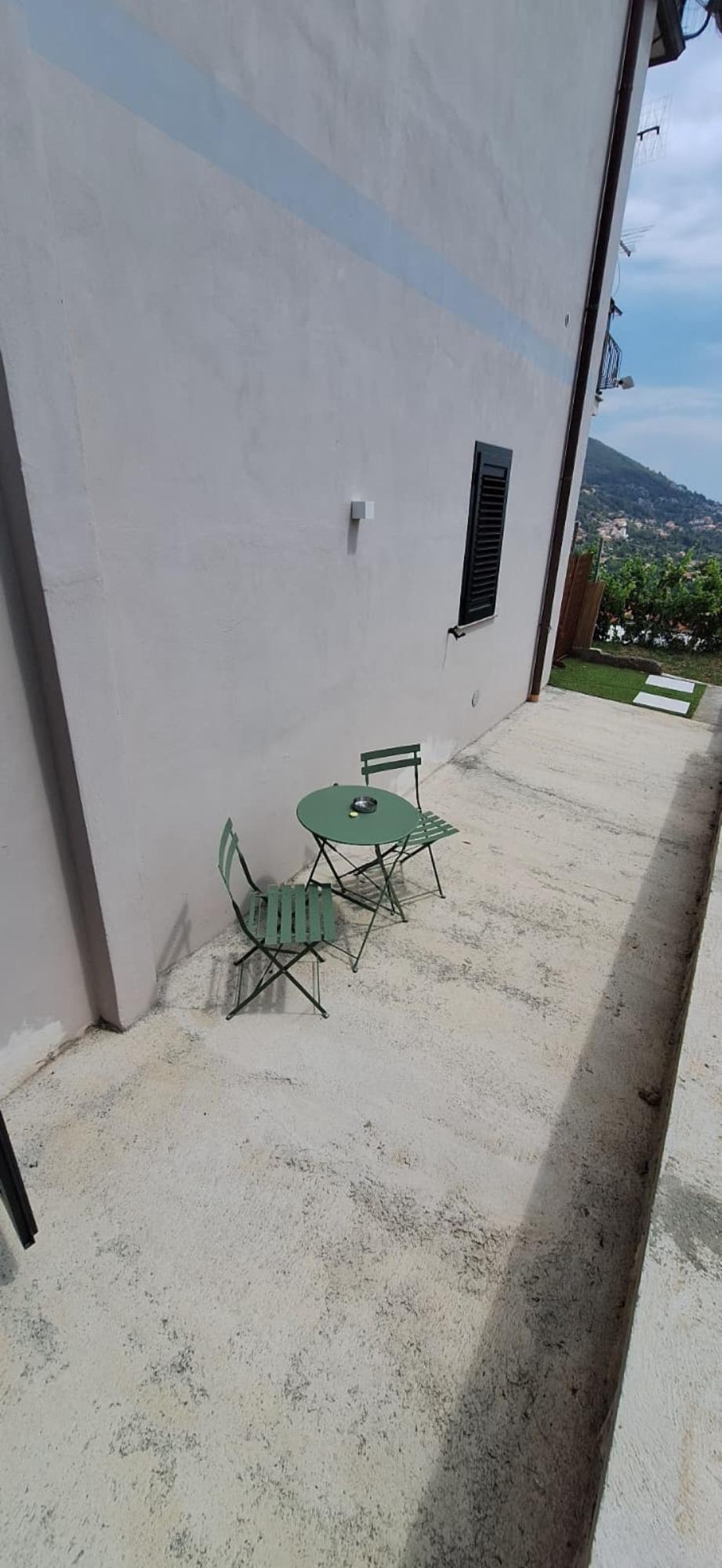 Private outdoor area of the room