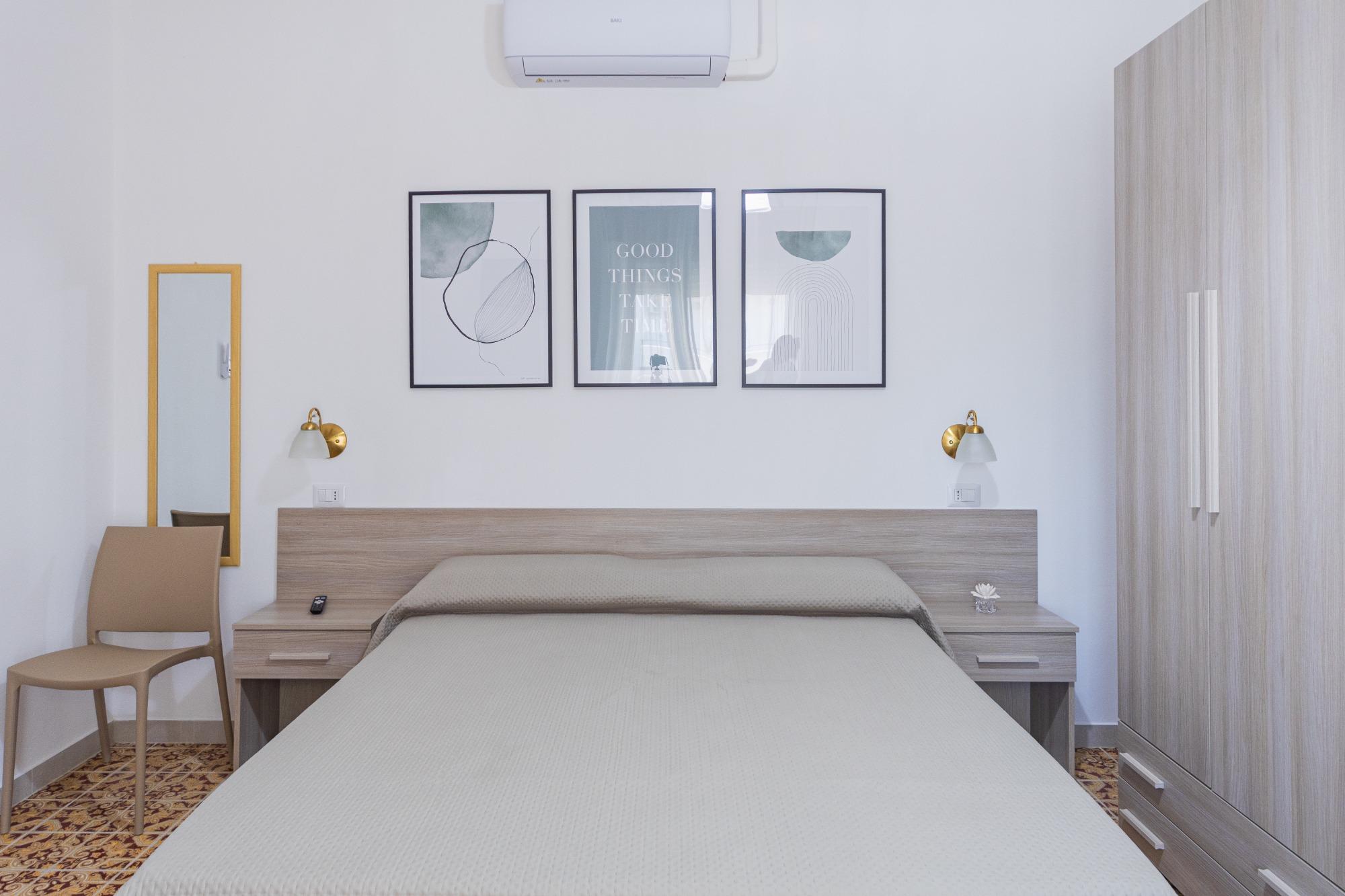 Camera 3 (letto matrimoniale più letto singolo supplementare)