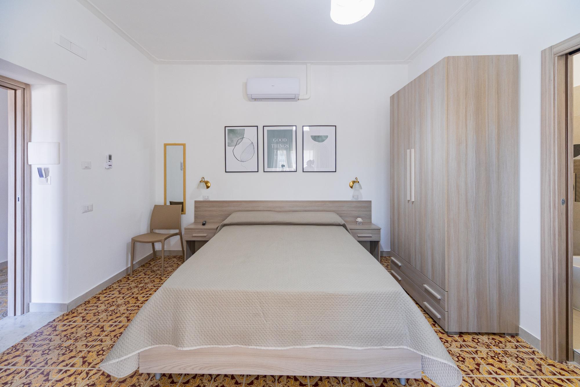 Camera 3 (letto matrimoniale più letto singolo supplementare)