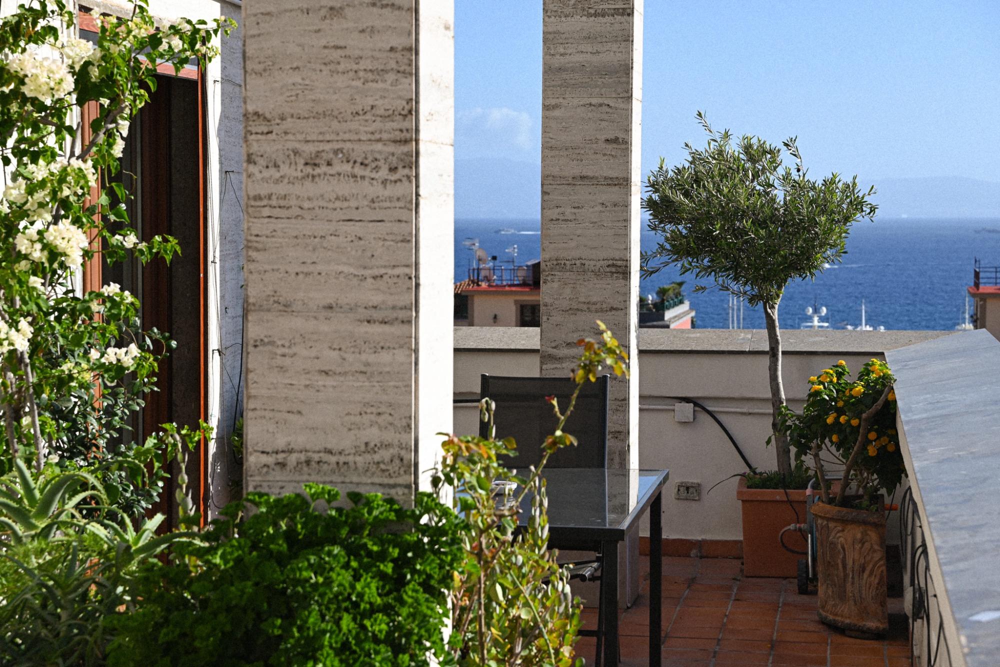 terrazzo privato della suite vista mare