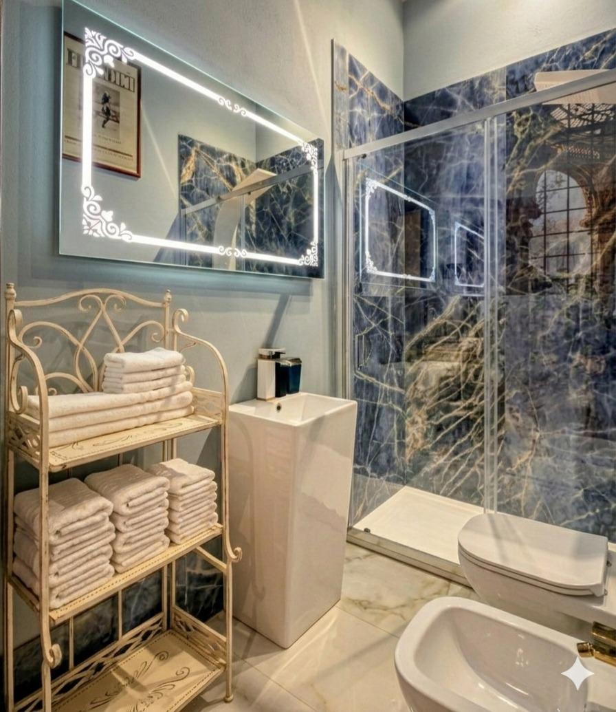 3 bagni con docce idromassaggio