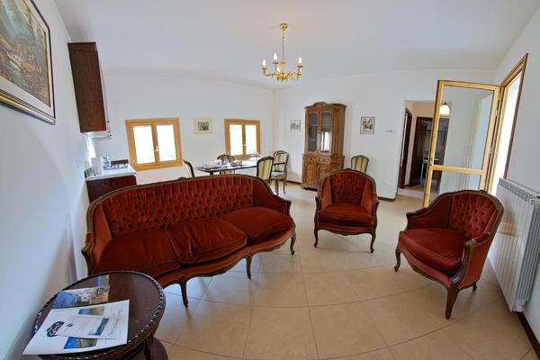 Podere Riosto Cantina & Agriturismo