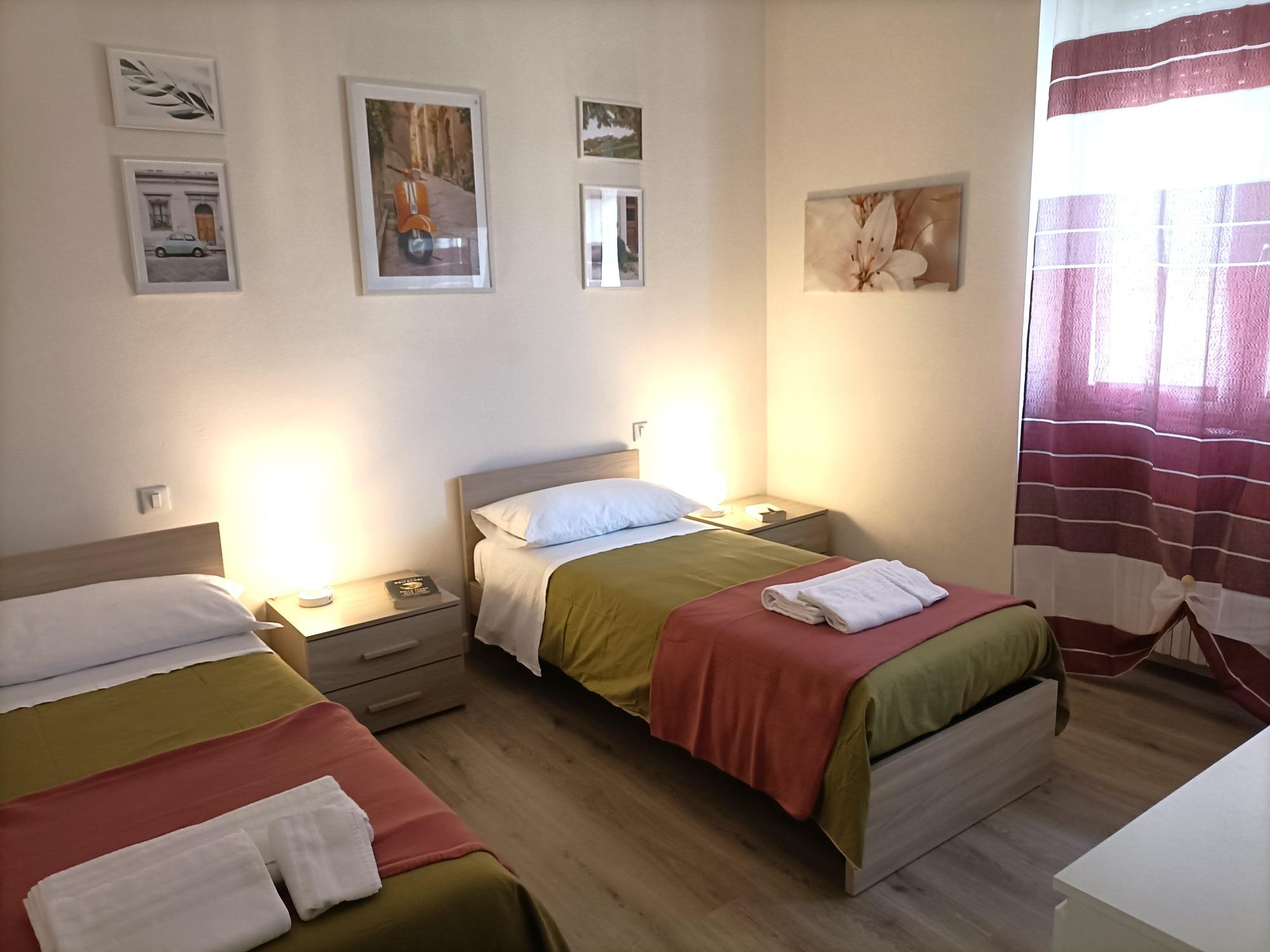 su richiesta i due letti singoli si possono unire per avere un letto matrimoniale