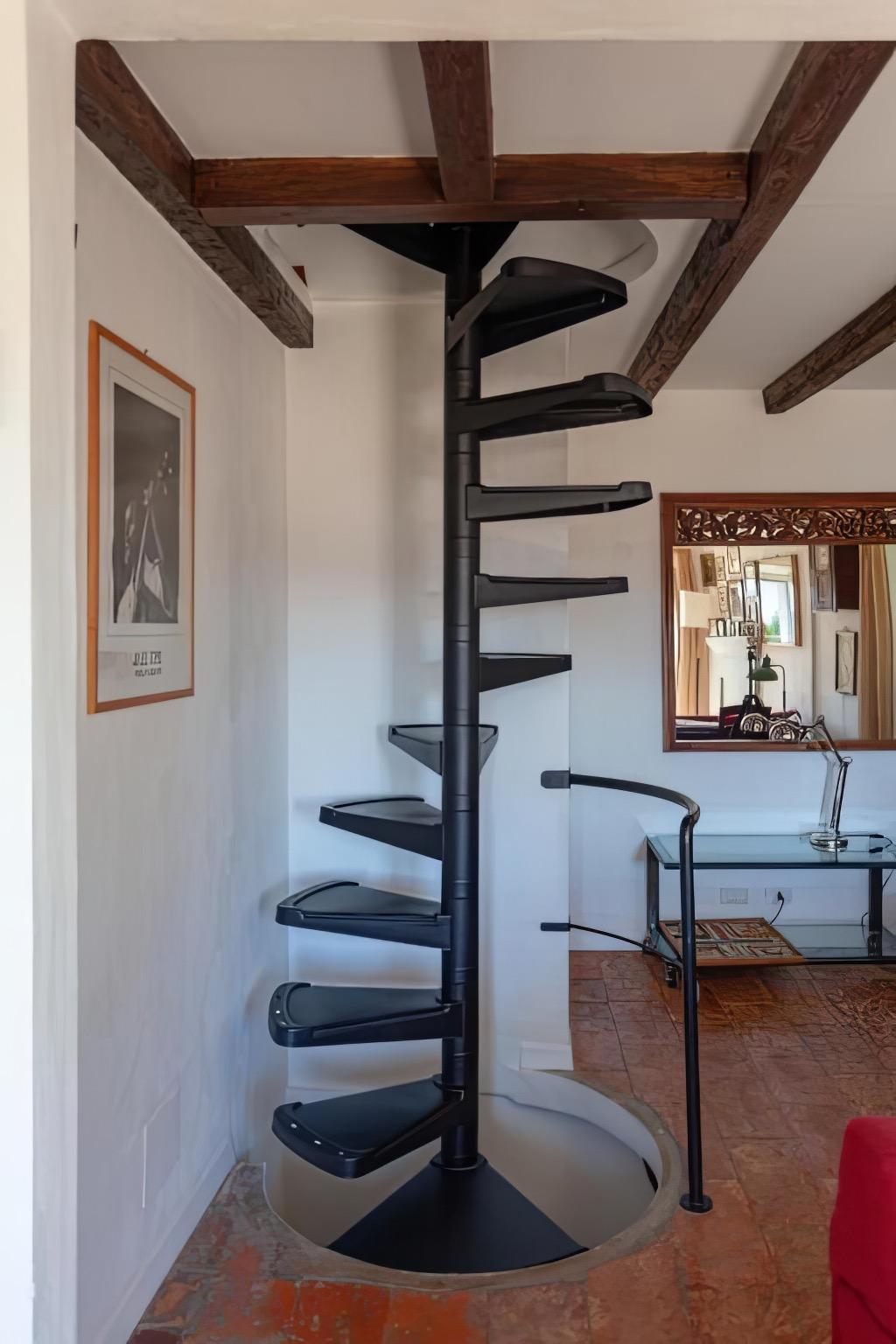 Scala chiocciola Cadebei 2