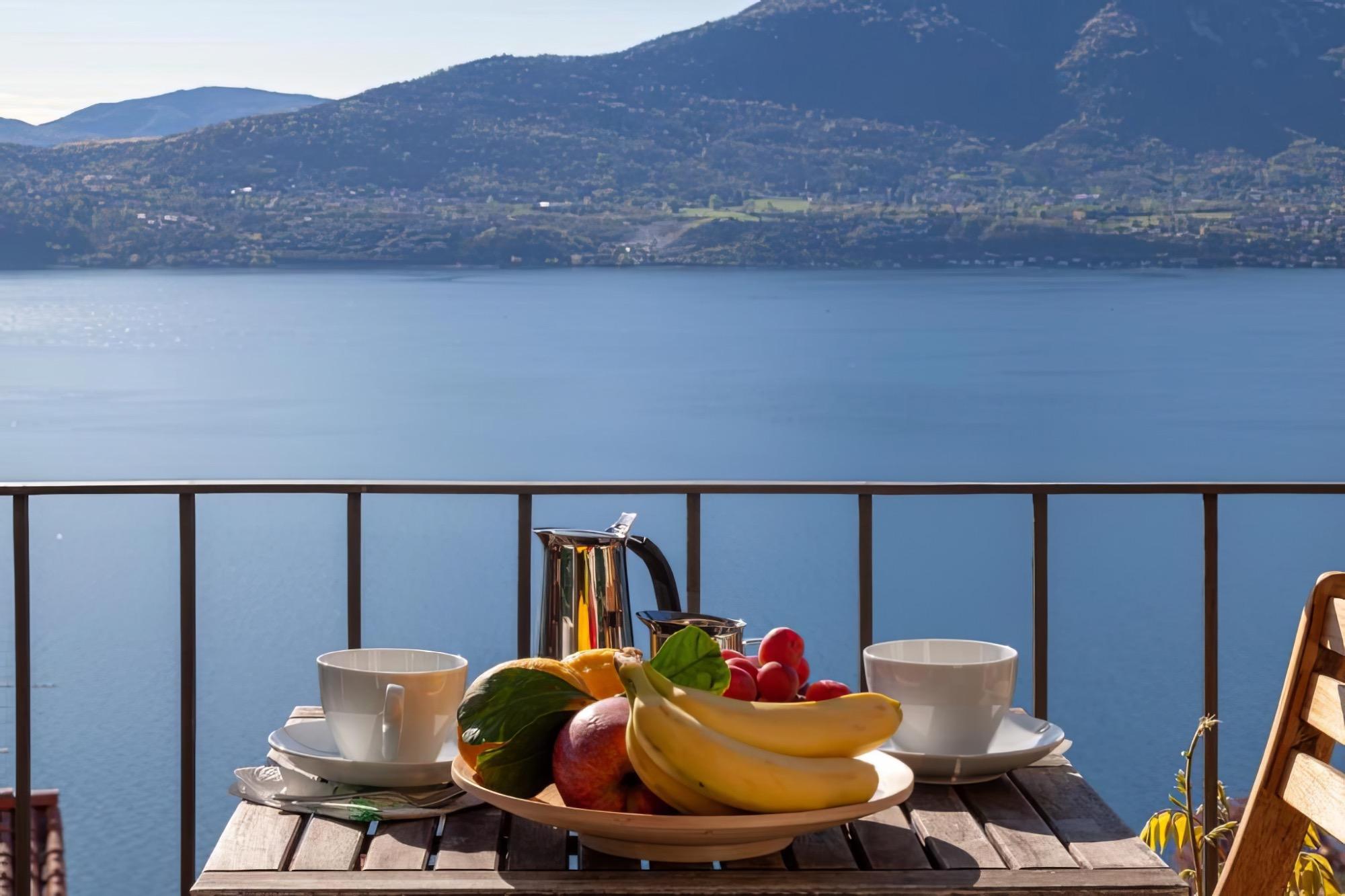 Vista lago Cadebei 1