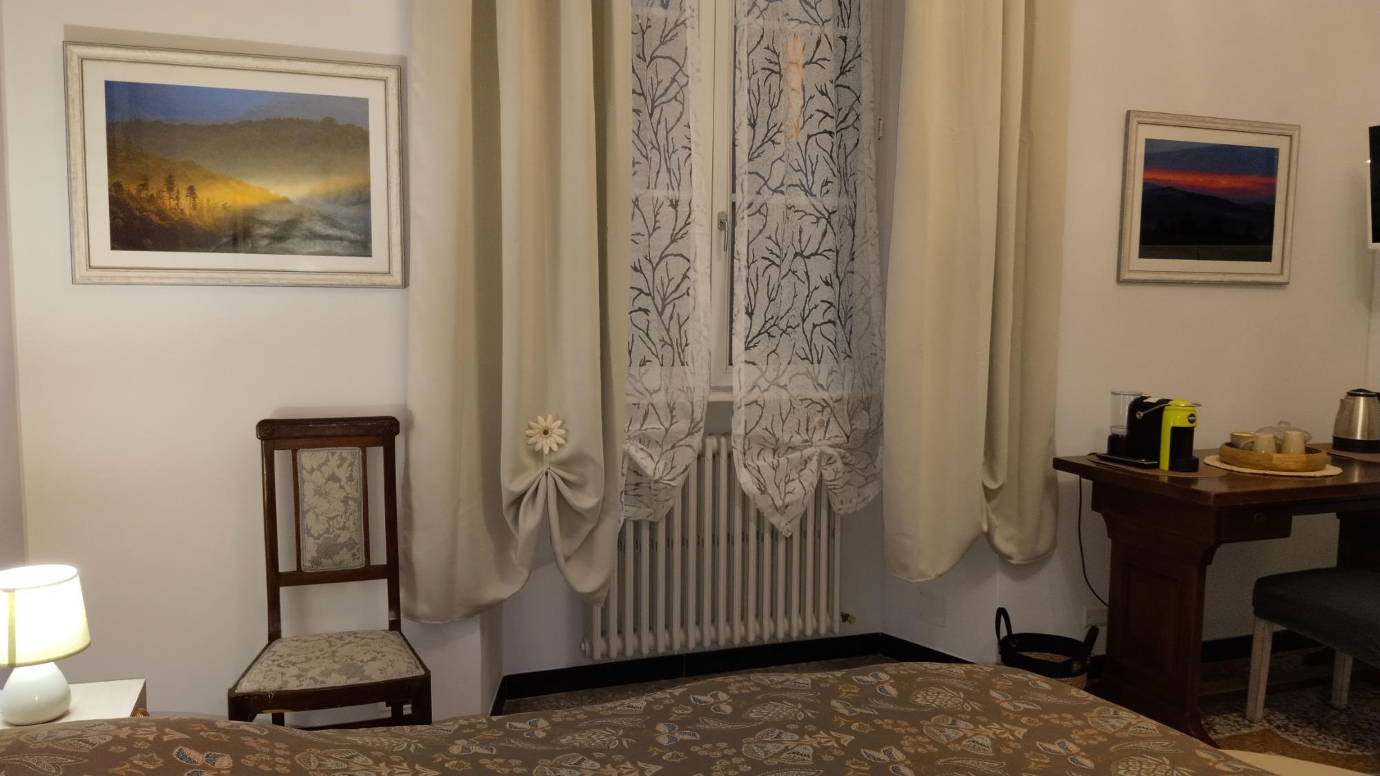 La finestra su via pedonale