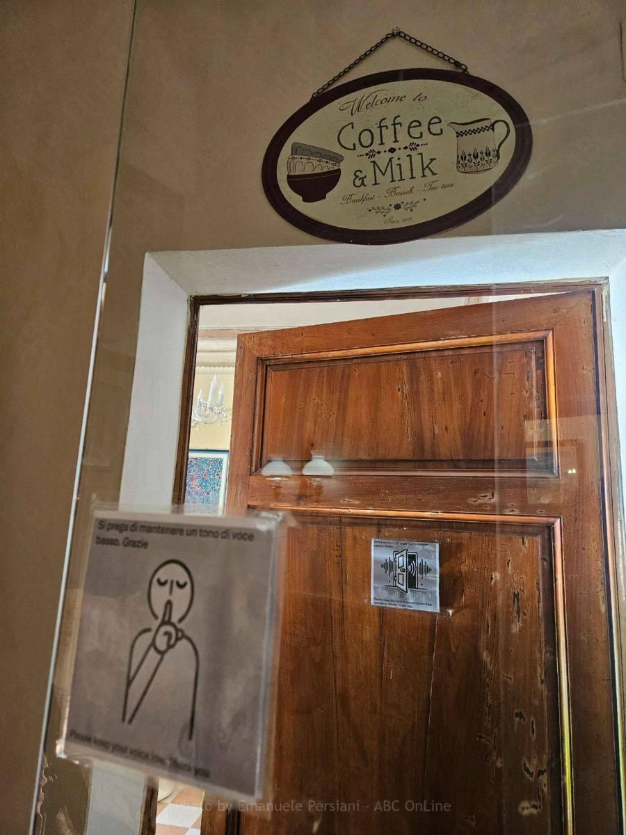 Breakfast room entrance