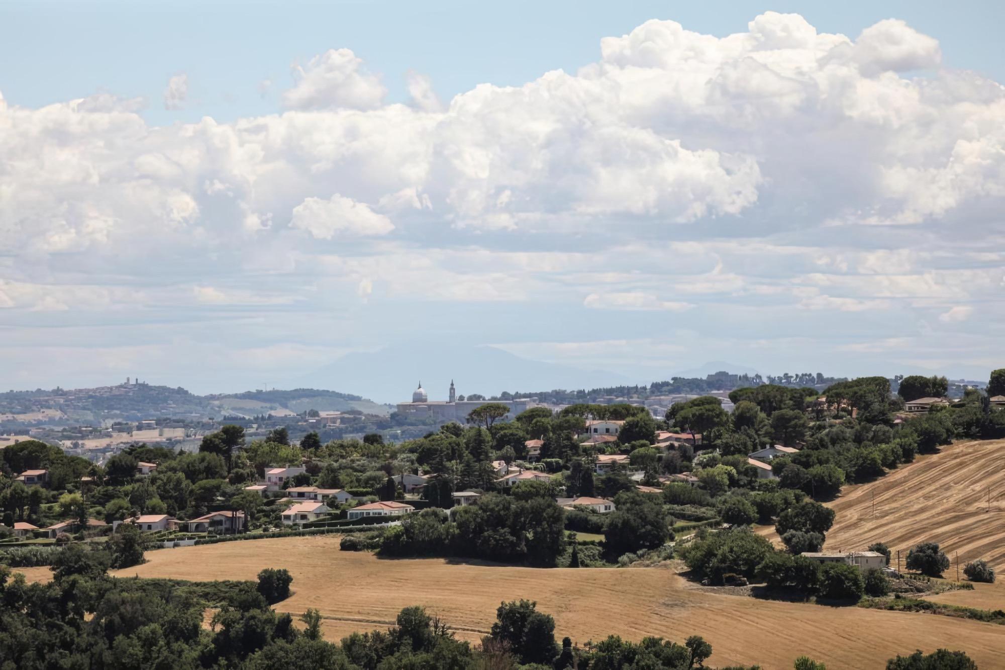 Vista Basilica di Loreto