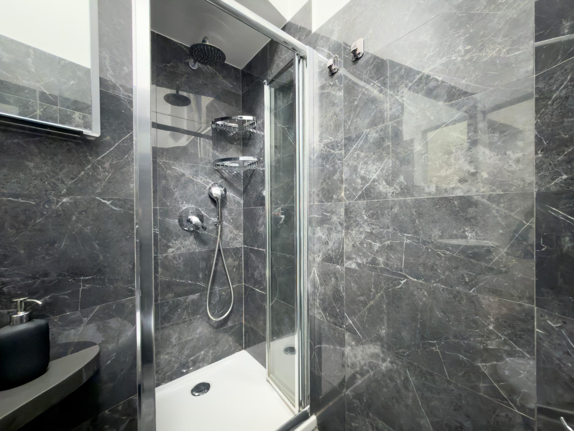 Bagno moderno ed elegante