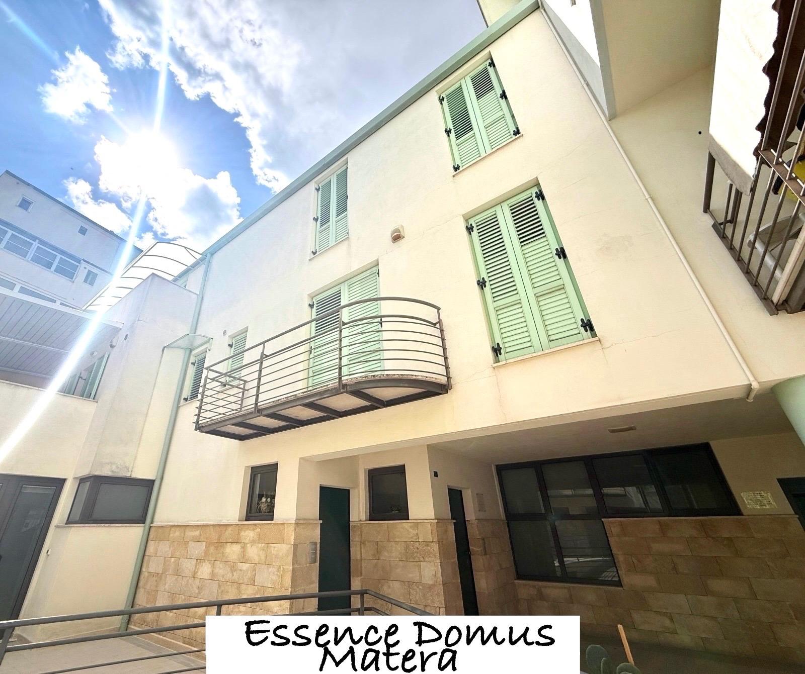  Essence Domus Matera