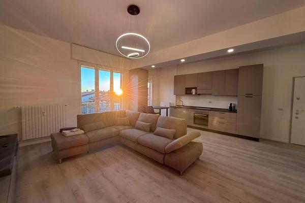 [Moderno e chic] 3 camere da letto, 2 bagni + balcone