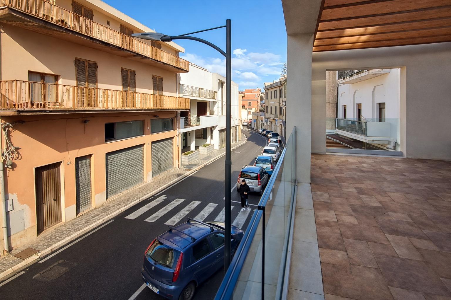 Vista via principale centro Dorgali