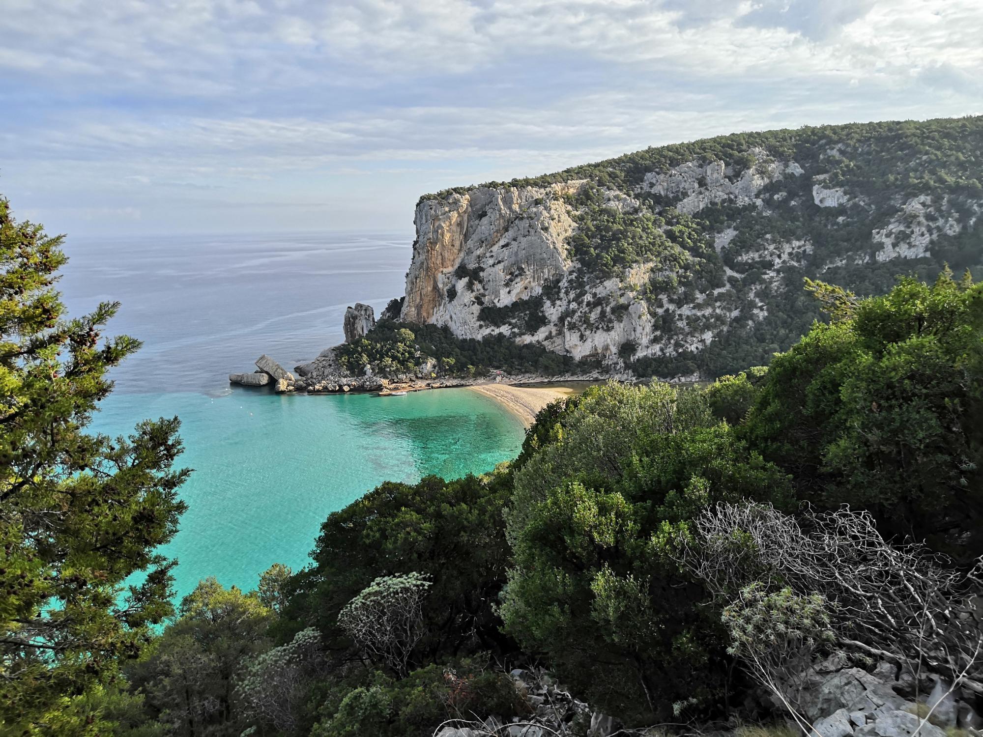 Escursionismo Cala Luna