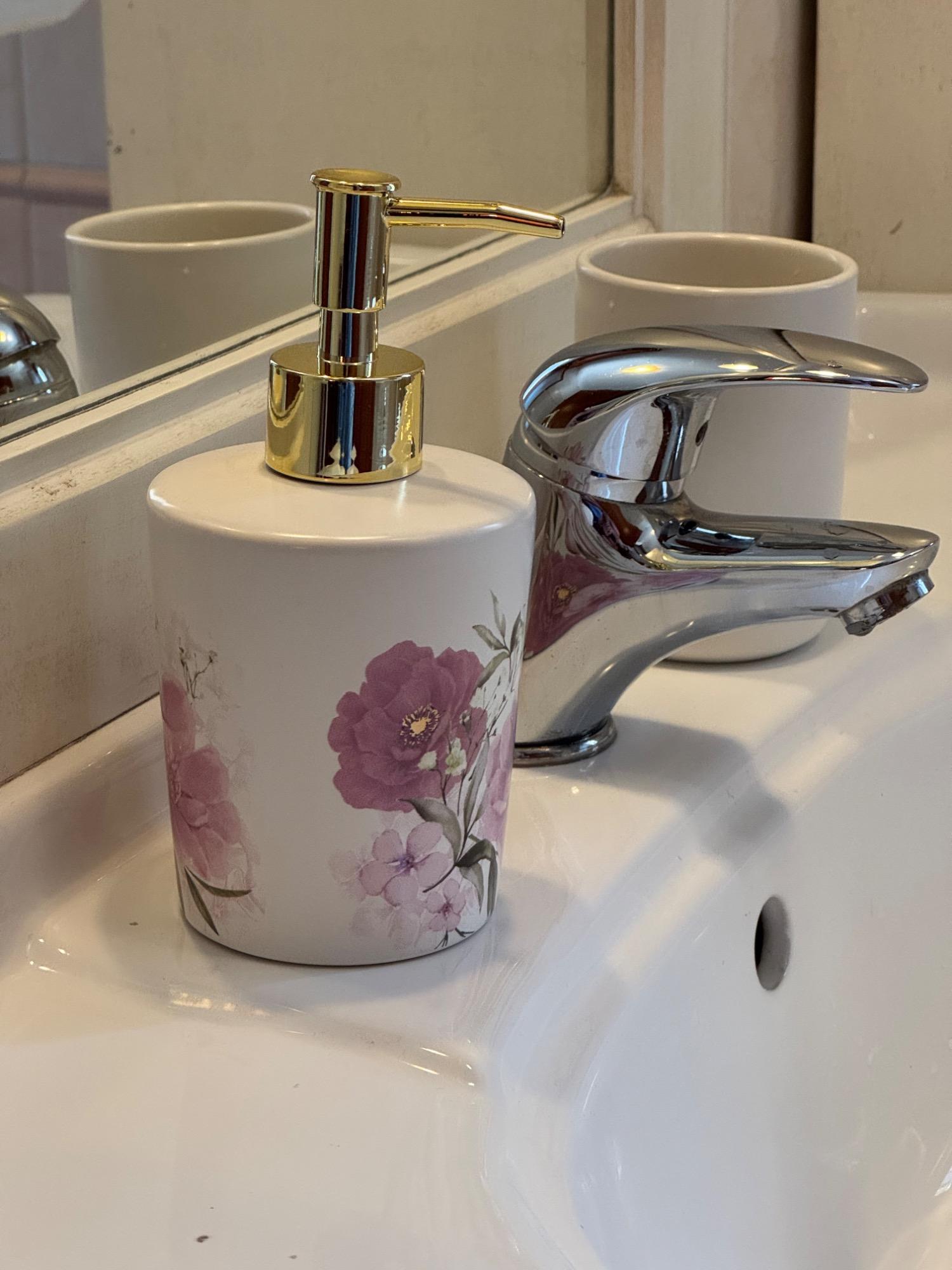 Particolare bagno