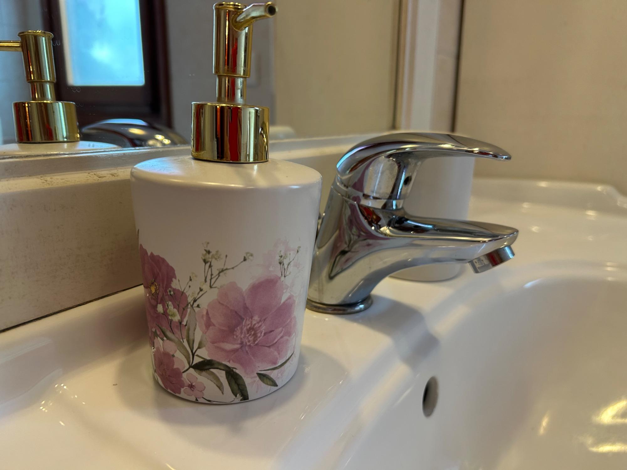 Particolare bagno