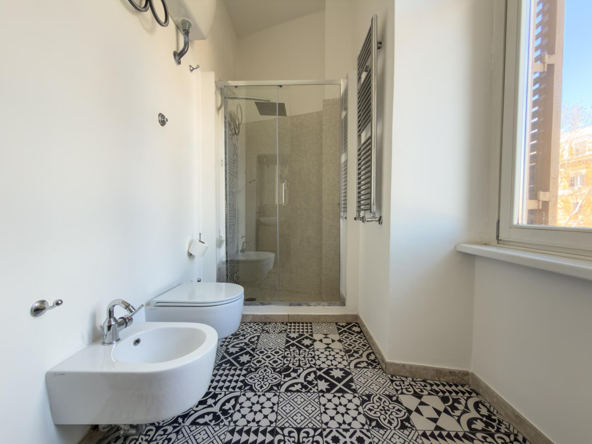 Toto Collection Ottaviano