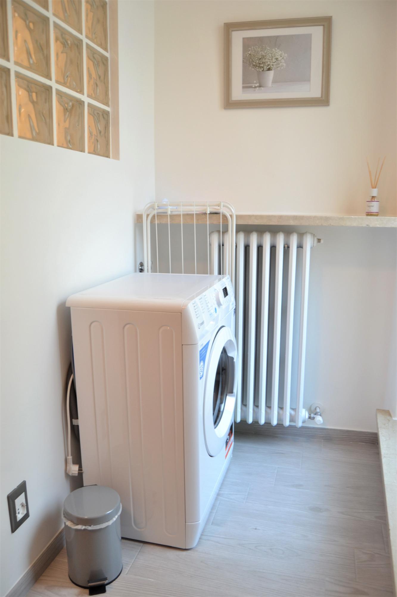 Angolo lavanderia - Laundry corner