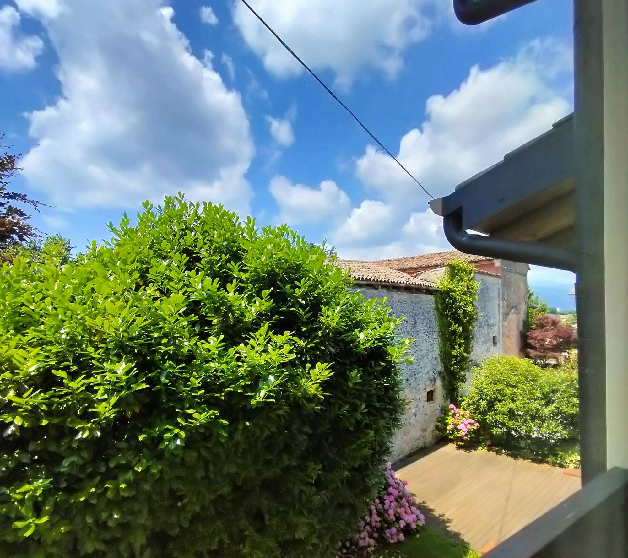 vista dalla camera double bed family room 4 persone