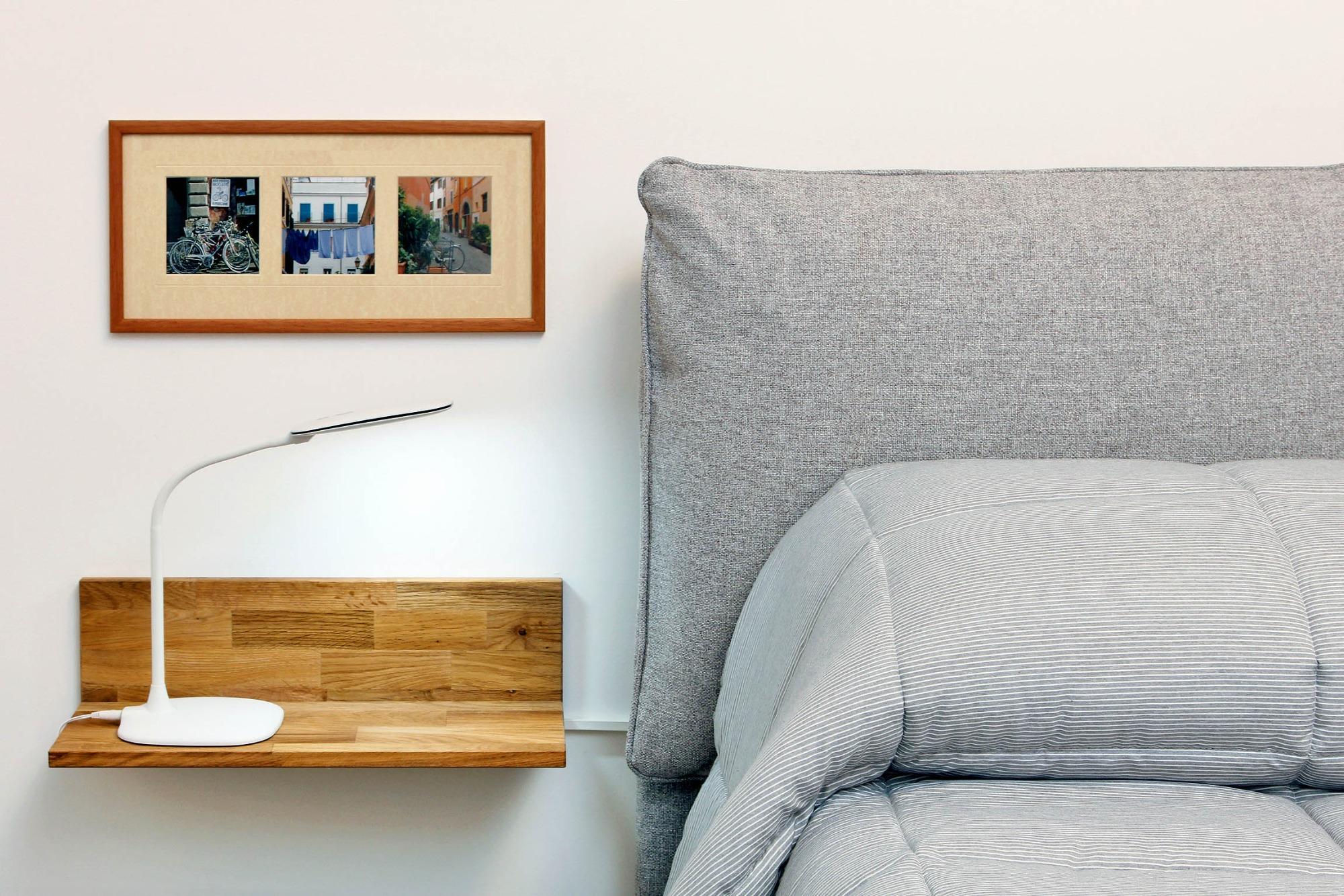 Luce orientabile a 3 intensità per lettura