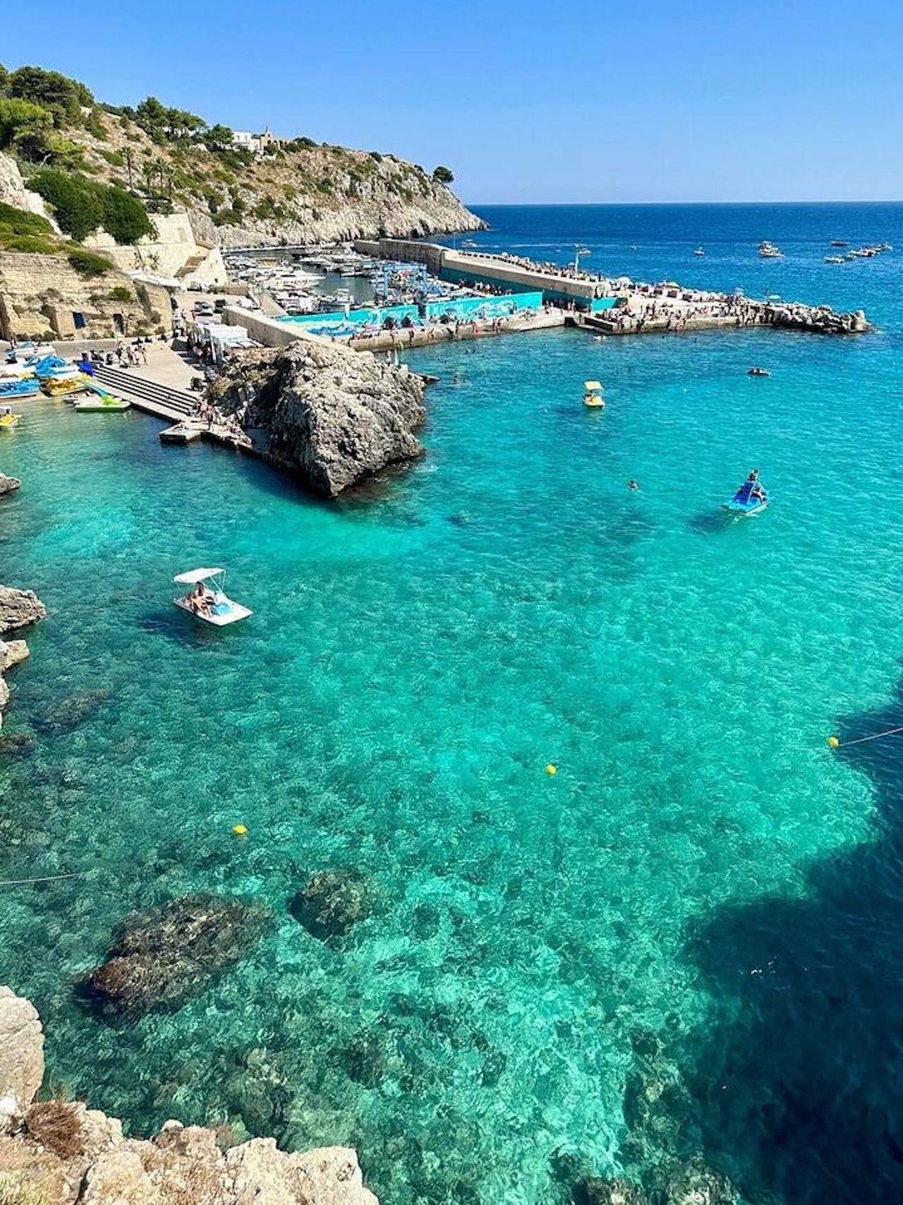 Castro marina e le sue calette rocciose, un paradiso a soli 3 km dal residence.