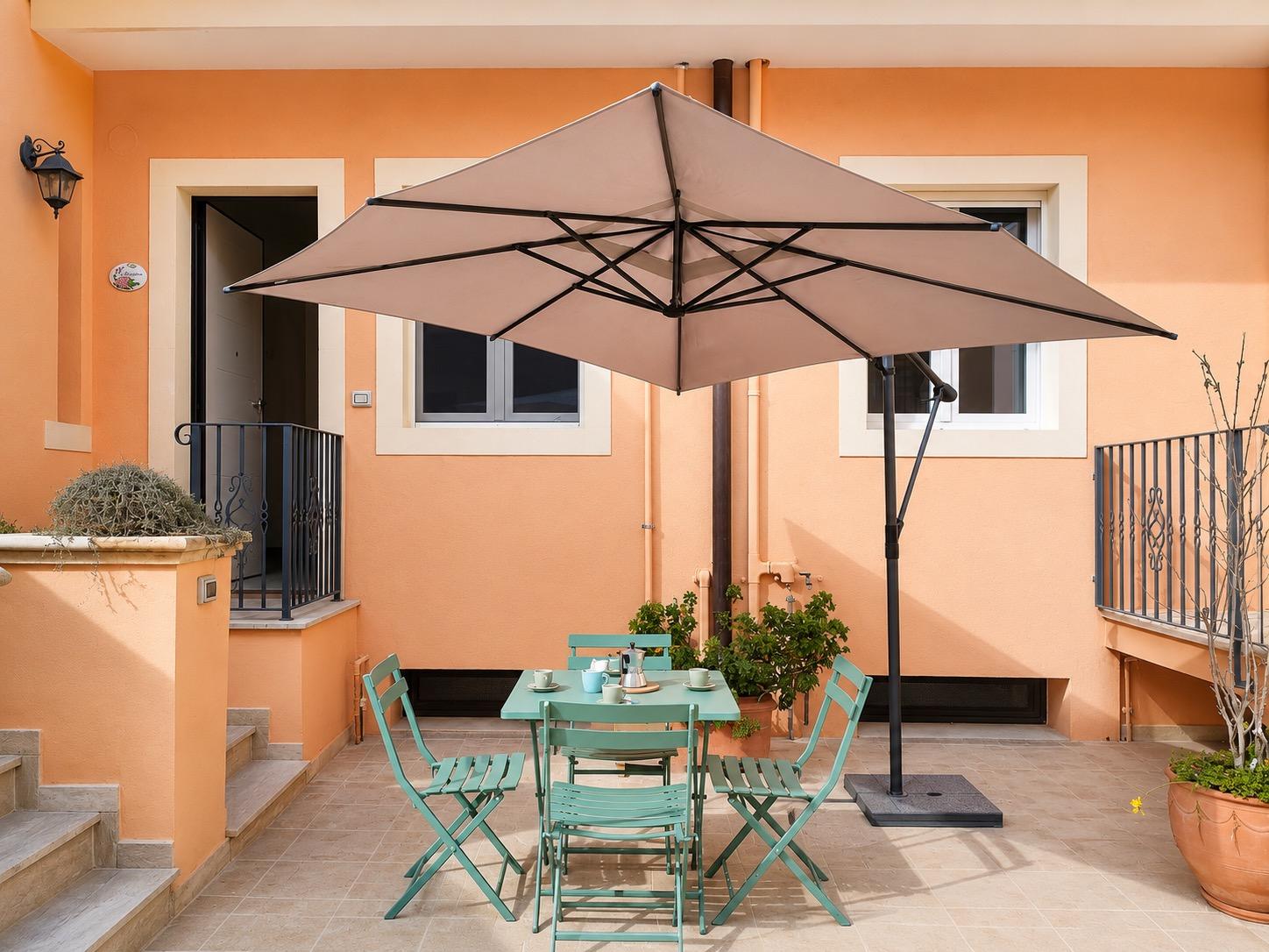 Il patio di uno dei nostri appartamenti