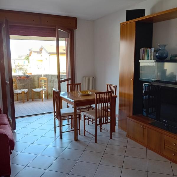  Peschiera Il Glicine Sul Garda