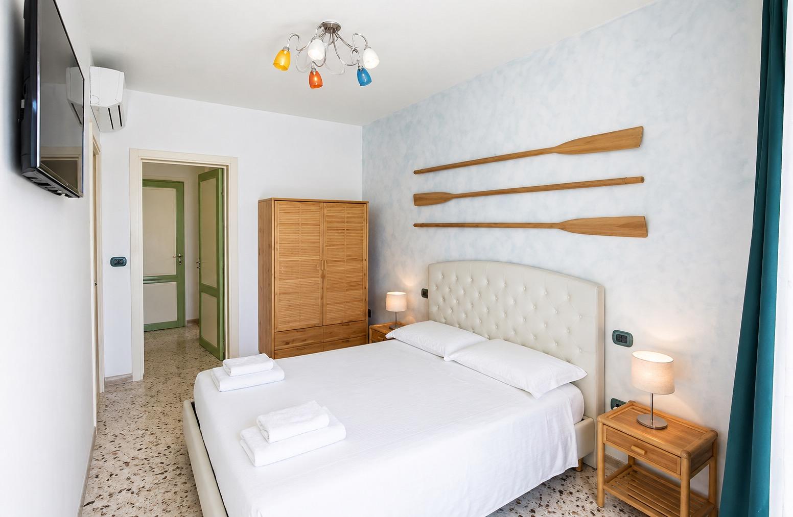 Una delle due camere con letto matrimoniale della camera quadrupla