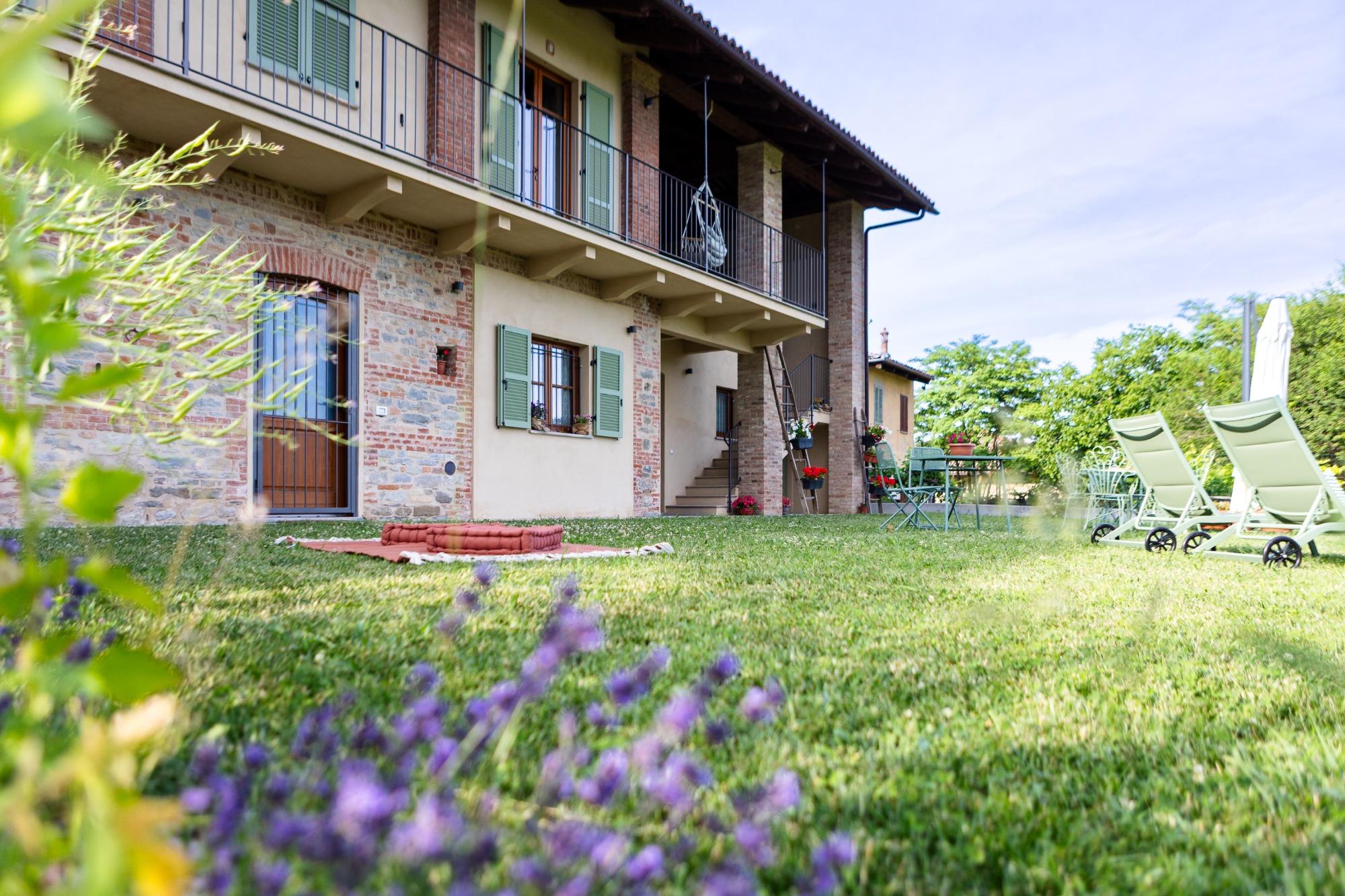 Hero content