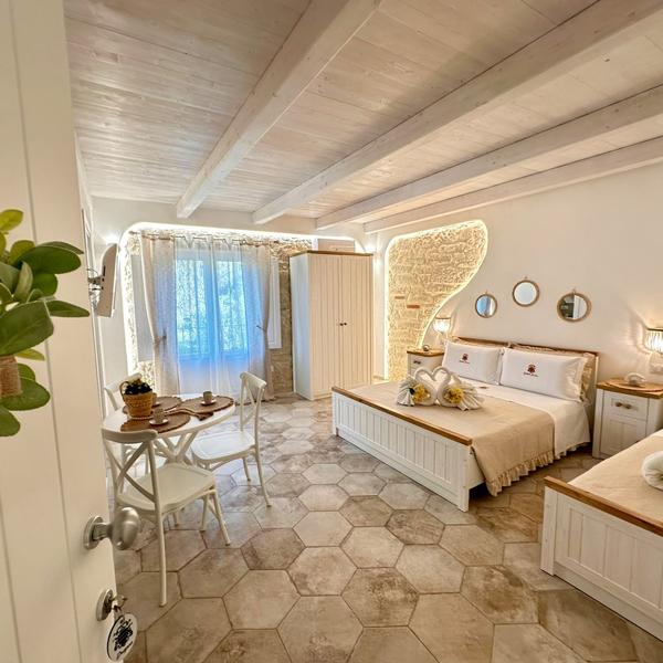  Godano Rooms