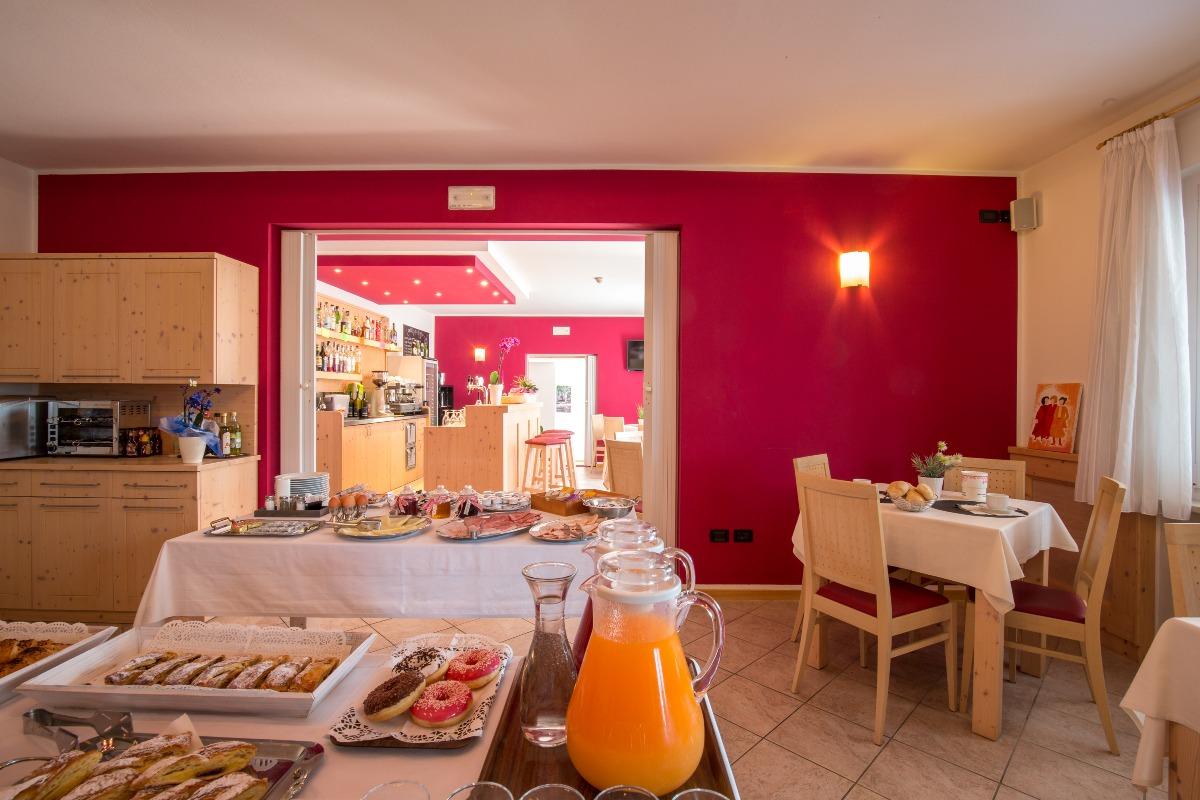 La colazione di APPARTAMENTI B&B HOTEL DA REMO