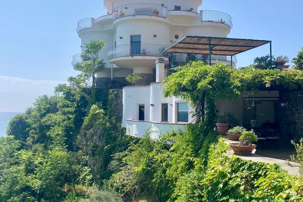 Villa Alcado