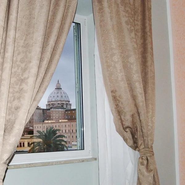  Luiza Vatican House