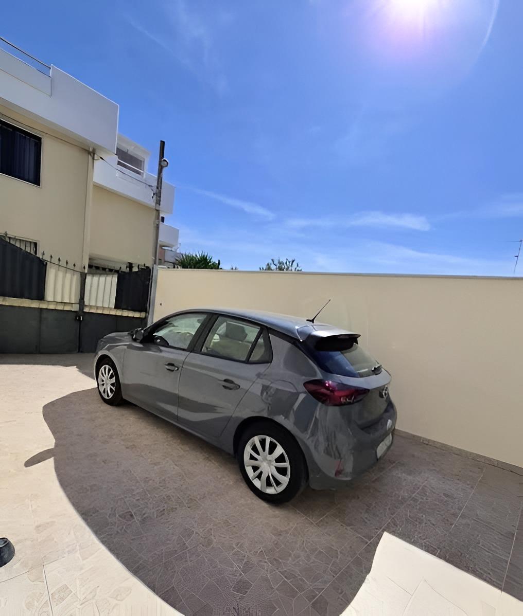 Posto auto esterno