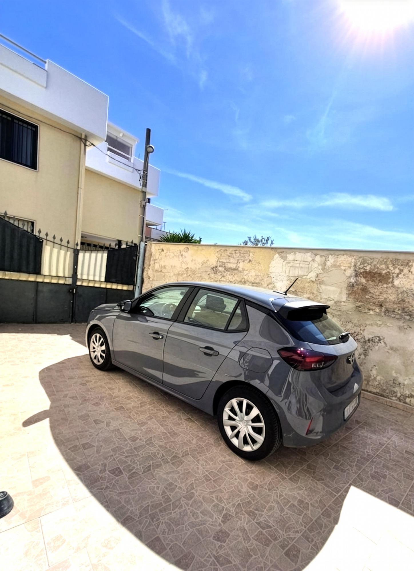 posto auto,esterno