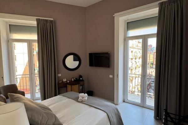 Poerio Station Rooms & Apartment