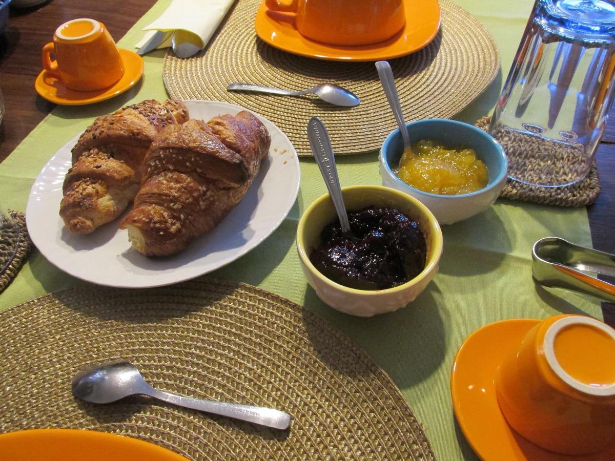 La colazione di B&B CASCINA ANTONINI