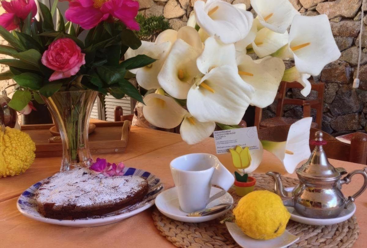 La colazione di B&B CASALE COREALLO