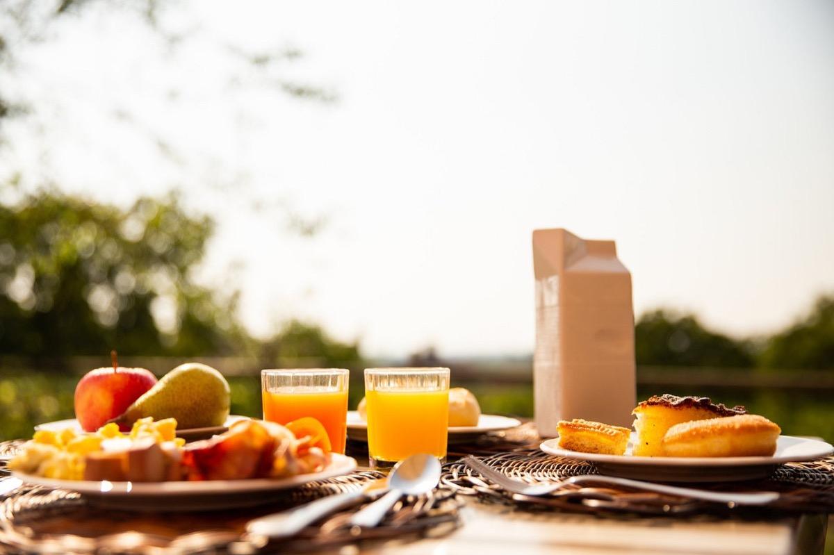 La colazione di AGRITURISMO CA' VECIA ROOMS AND BUNGALOWS