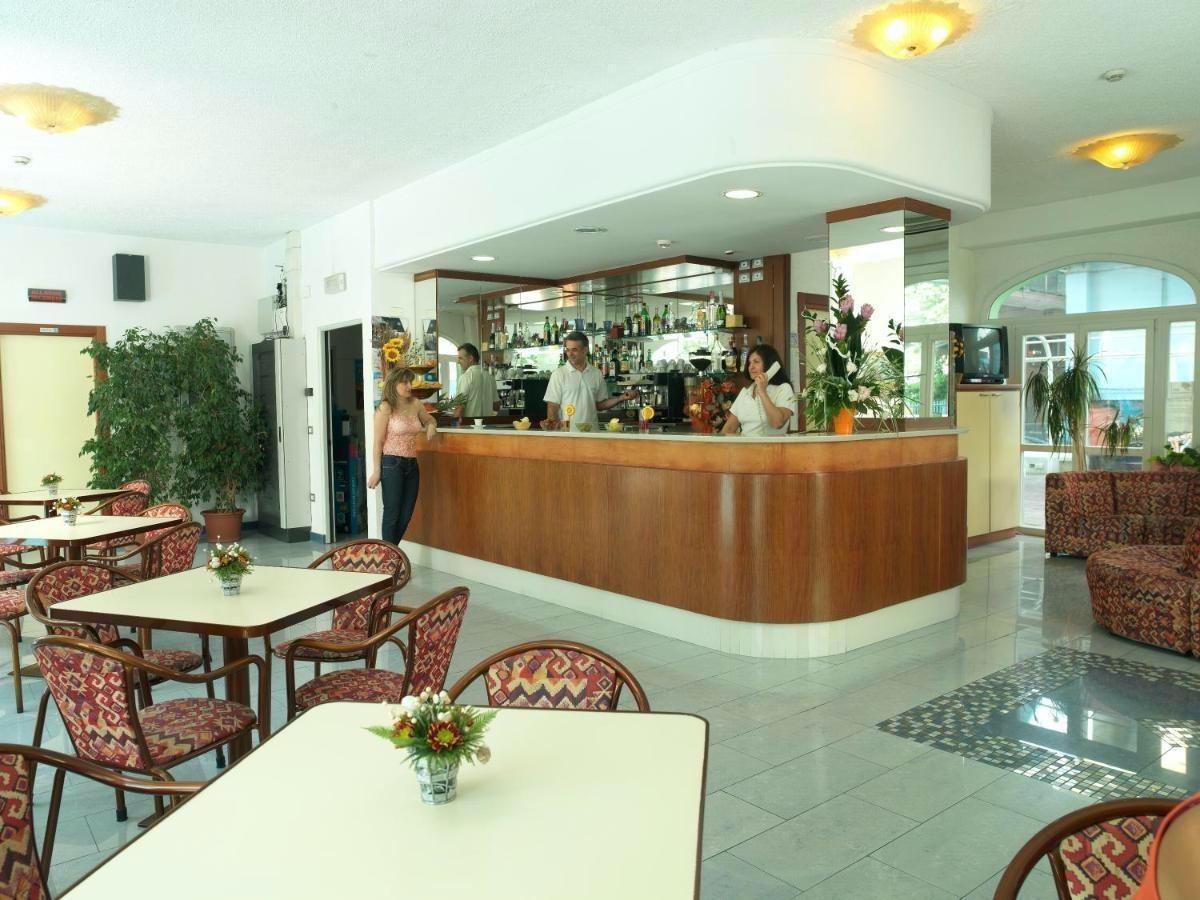 La colazione di HOTEL RESIDENCE EUROGARDEN