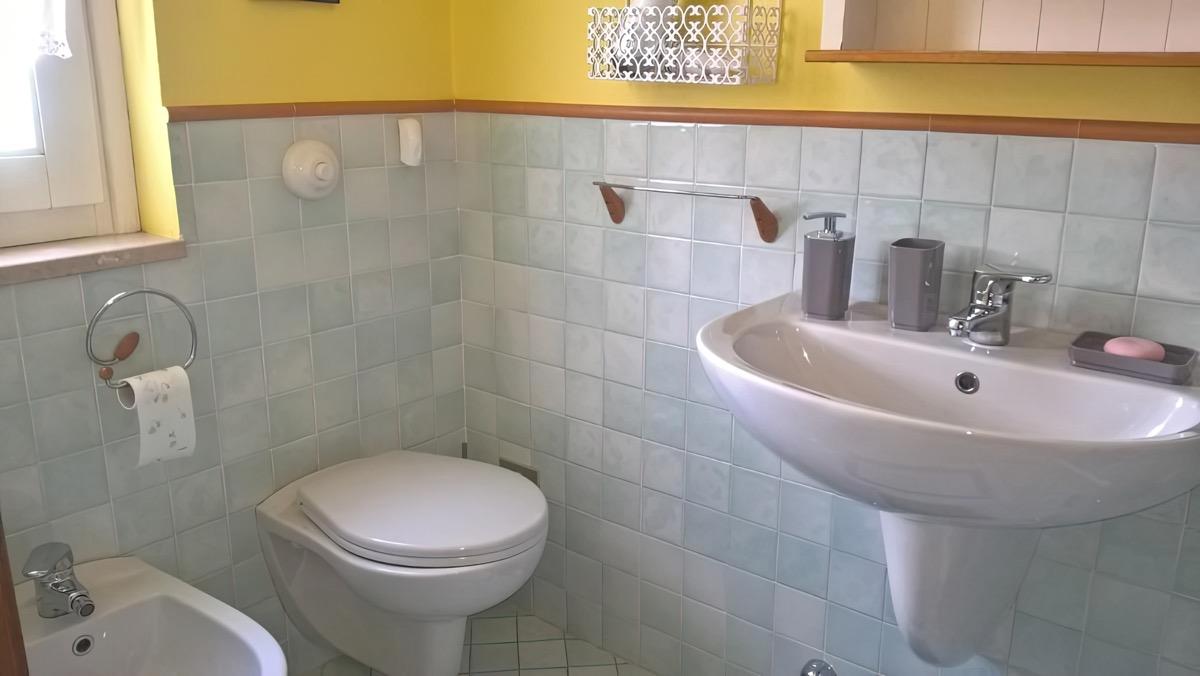 Bagno camera azzurra