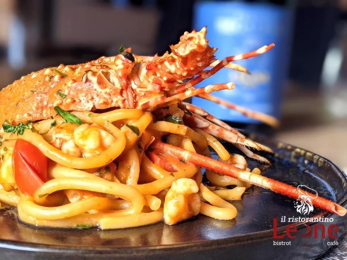 Il ristorante di LEONE APARTMENTS