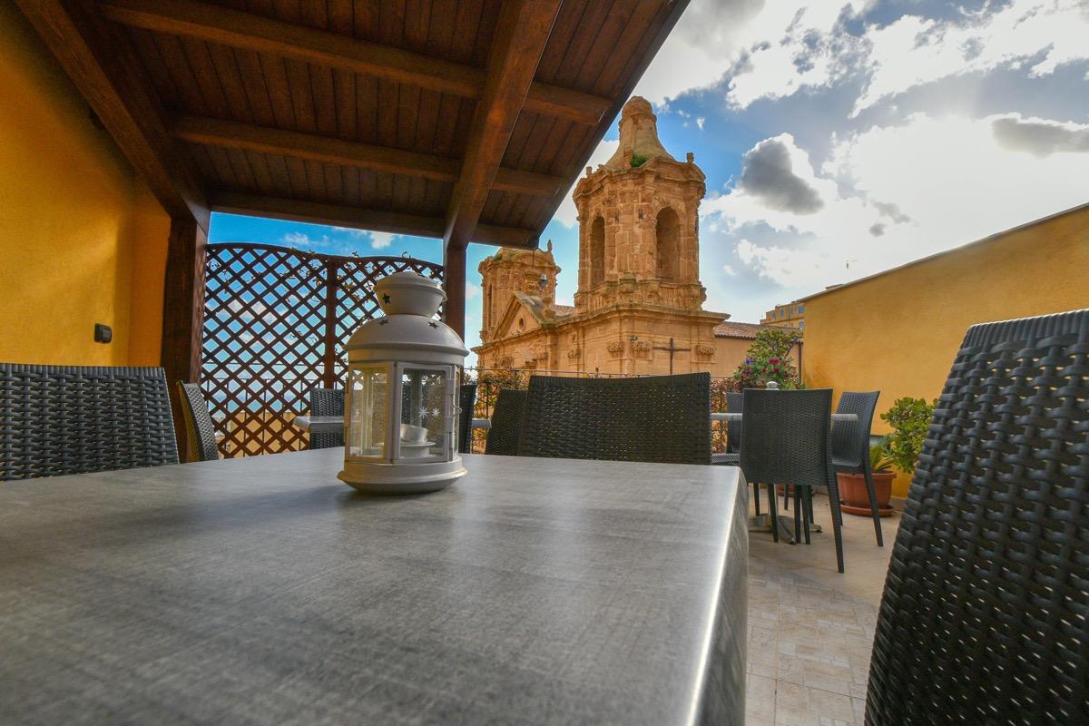 Terrazzo vista citta