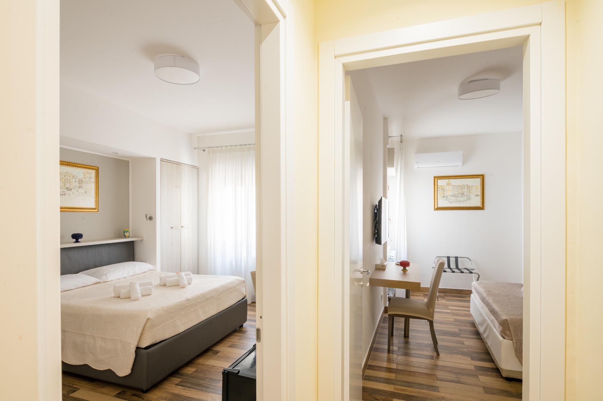 Suite 4 Canti Ingresso