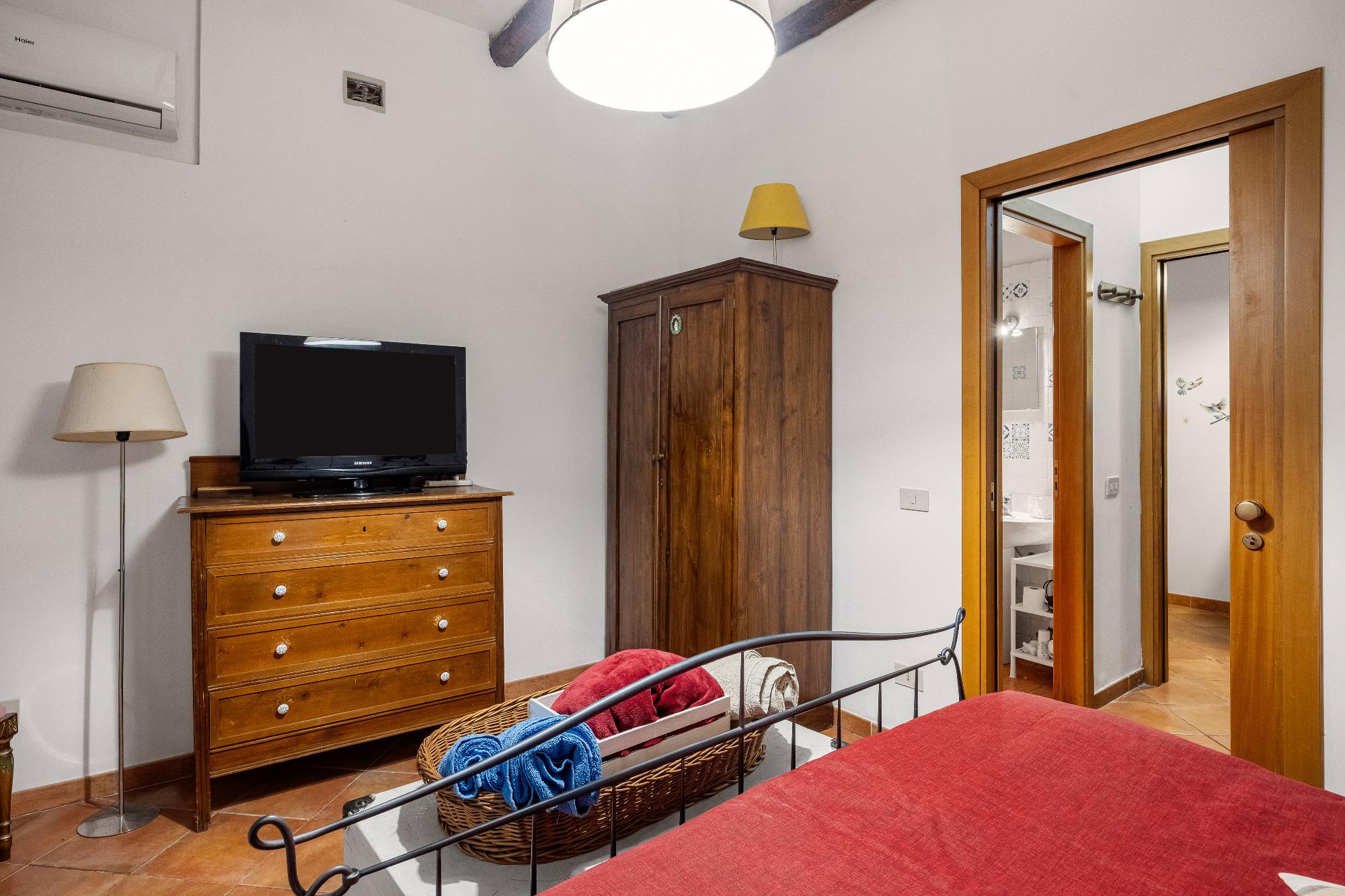 tv in streaming, plaid, pompe di calore, per le giornate più fredde