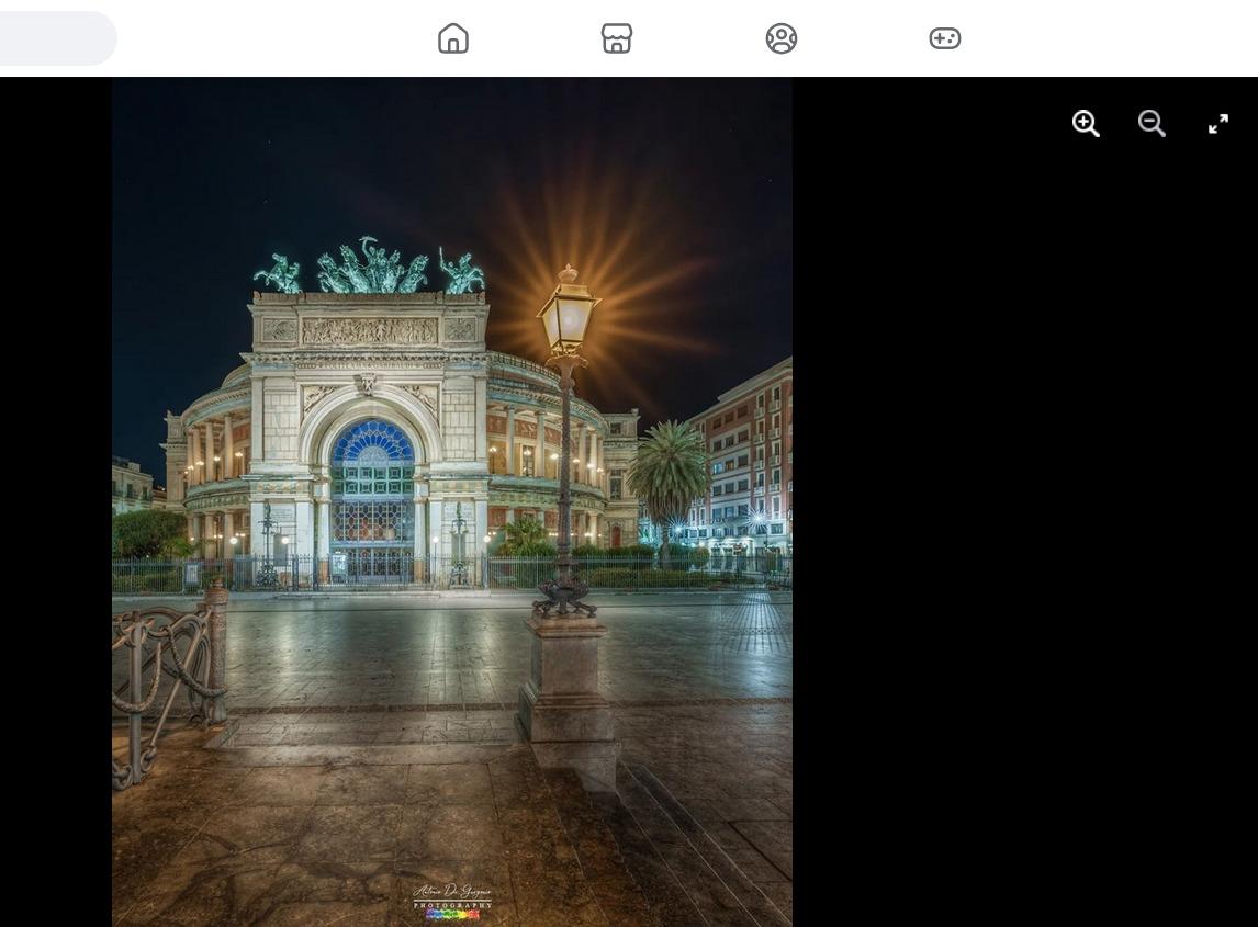 piazza politeama col suo magnifico teatro