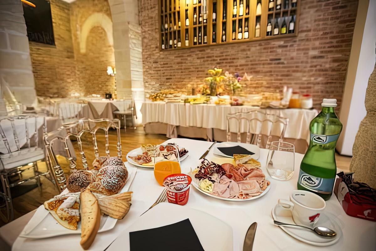 La colazione di ANGELO APARTMENTS & ROOMS