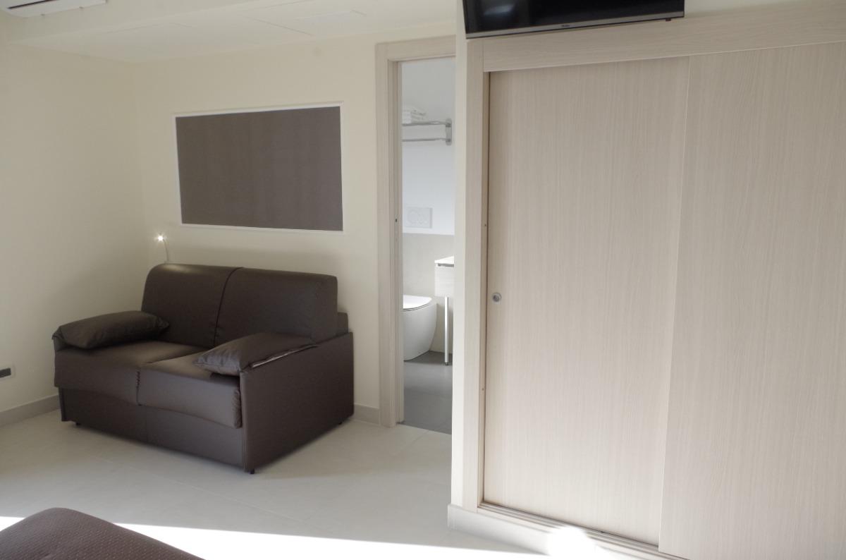 Camere Comfort piano primo con balcone