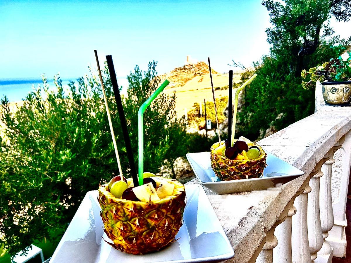 La colazione di LA COLLINA SUL MARE B&B