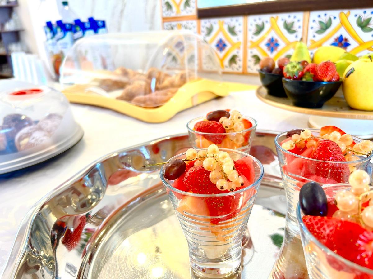La colazione di LA COLLINA SUL MARE B&B